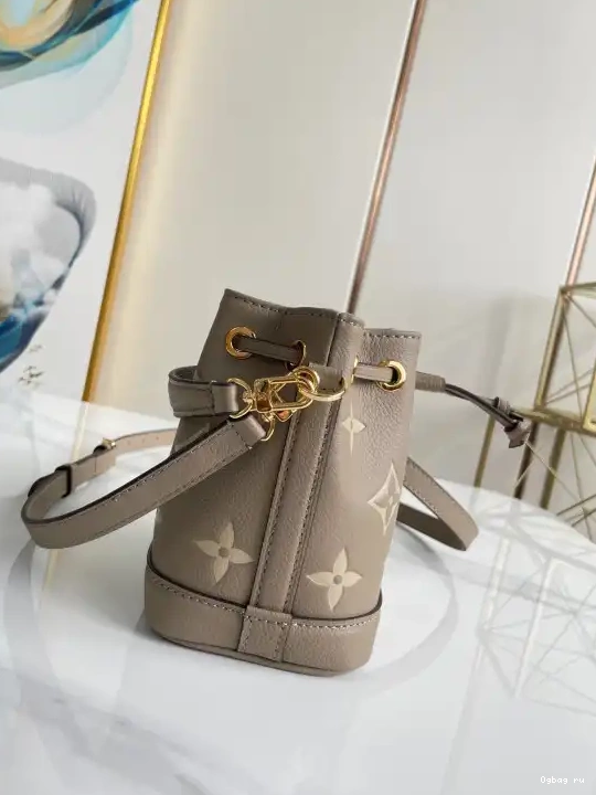 LOUIS NANO VUITTON NOÉ 0531